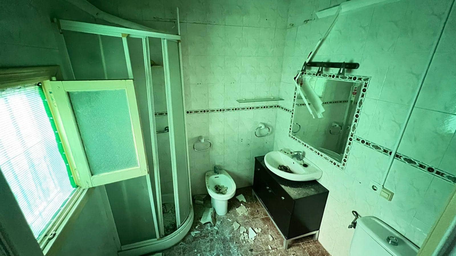 Apartamento de 4 habitaciones en Torrevieja en venta - 198.400 € (Ref: 9608410)