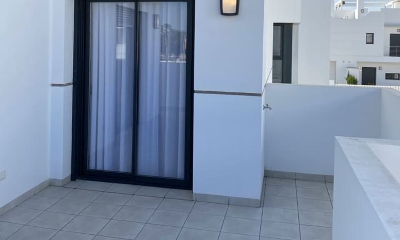 3 bedroom Villa for sale in Rojales with garage - € 545,000 (Ref: 9608419)