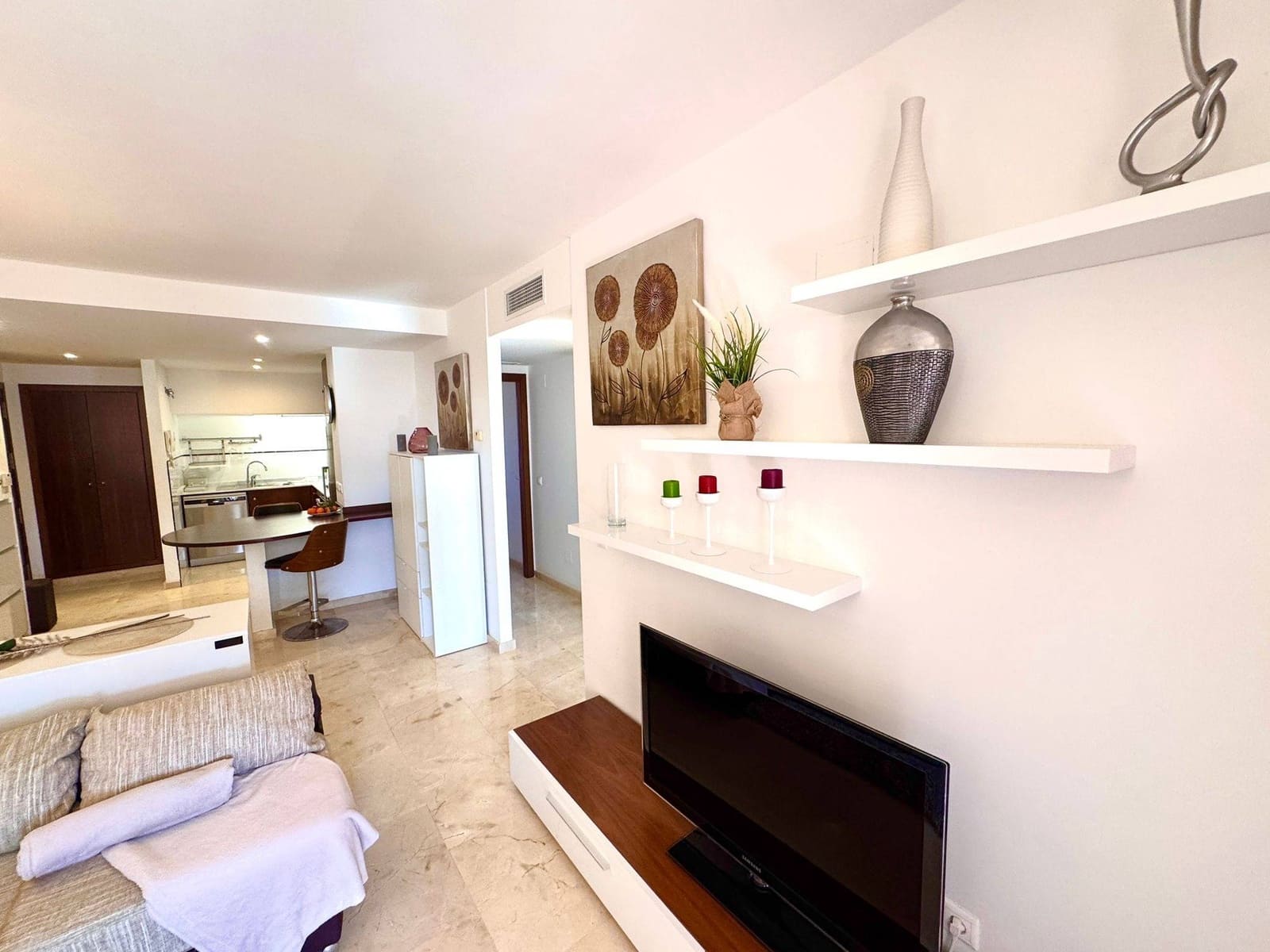2 bedroom Apartment for sale in Punta Prima with pool - € 253,500 (Ref: 9608421)