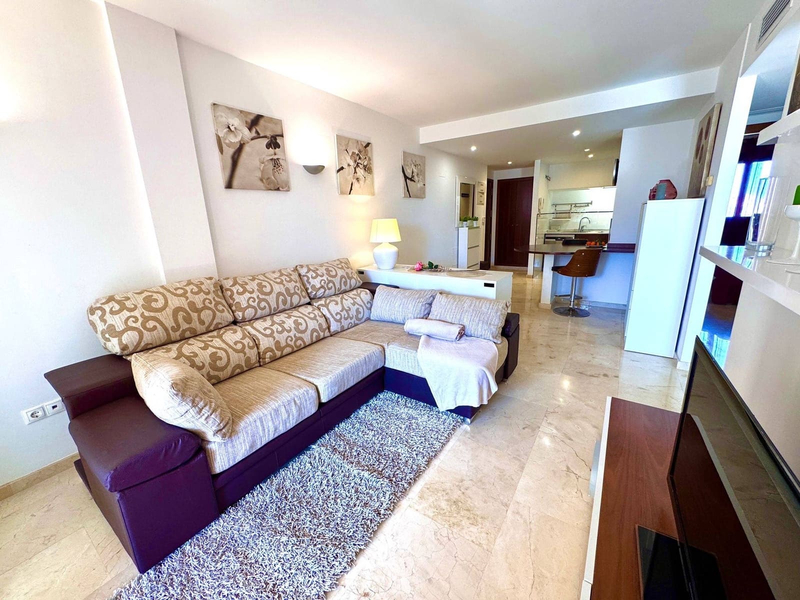 2 bedroom Apartment for sale in Punta Prima with pool - € 253,500 (Ref: 9608421)
