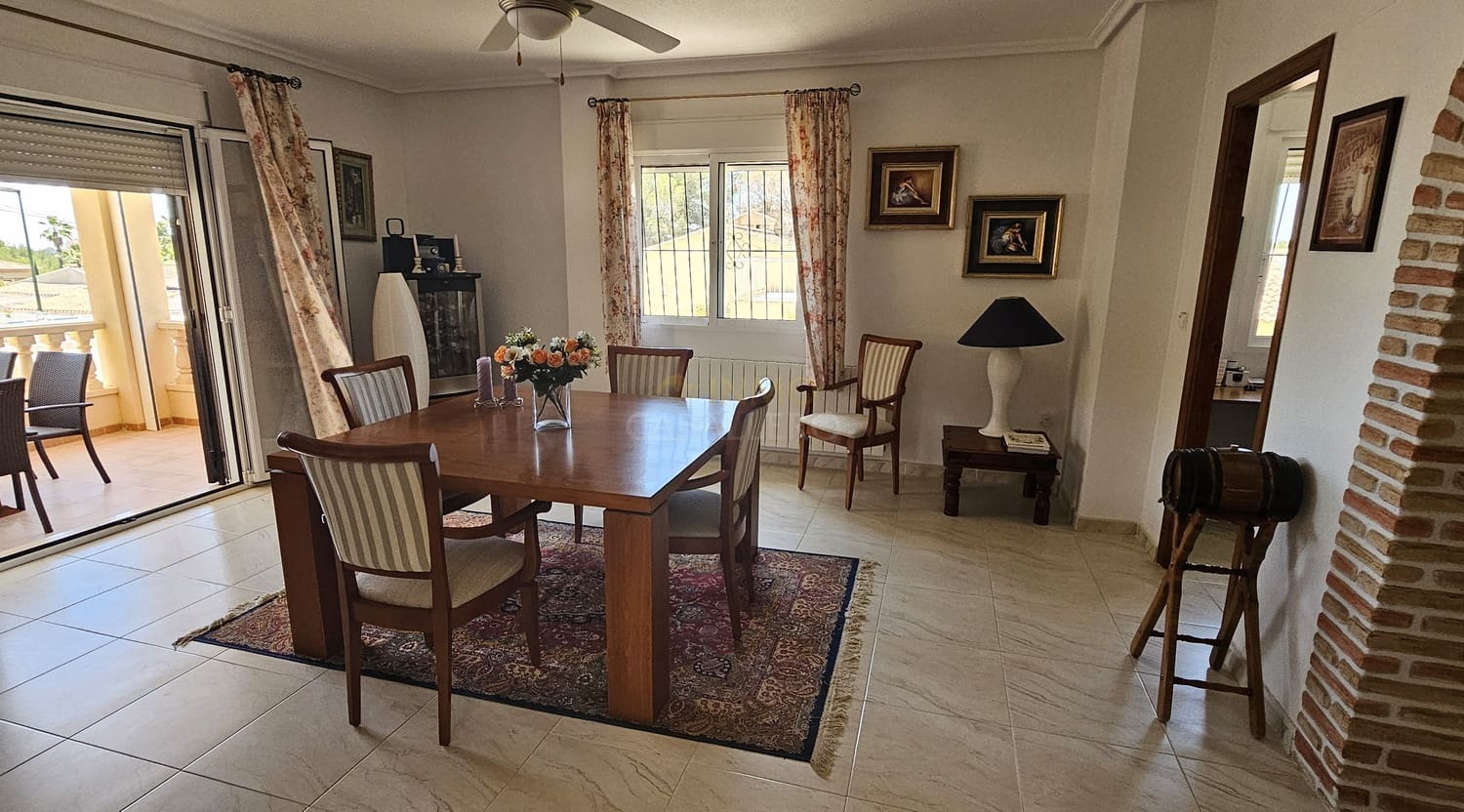 5 camera da letto Villa in vendita in Pilar de la Horadada con garage - 725.000 € (Rif: 9608422)