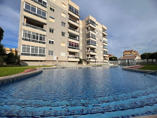 2 slaapkamer Appartement te koop in Torreblanca, Torrevieja met zwembad - € 195.999 (Ref: 9608432)