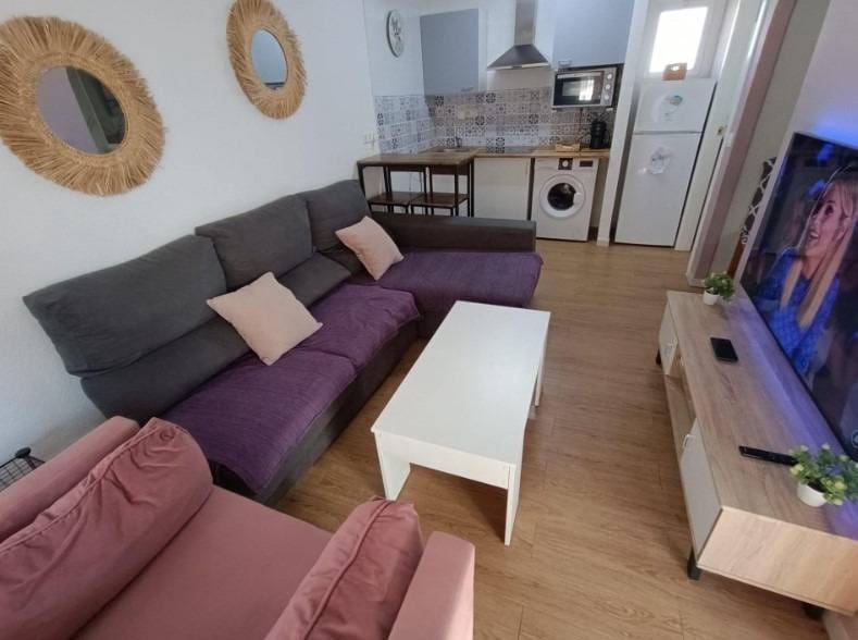 1 sovrum Lägenhet till salu i Los Balcones med pool - 117 000 € (Ref: 9608437)