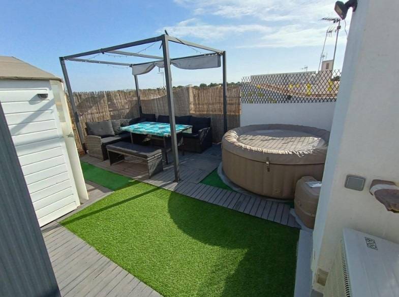 1 sovrum Lägenhet till salu i Los Balcones med pool - 117 000 € (Ref: 9608437)