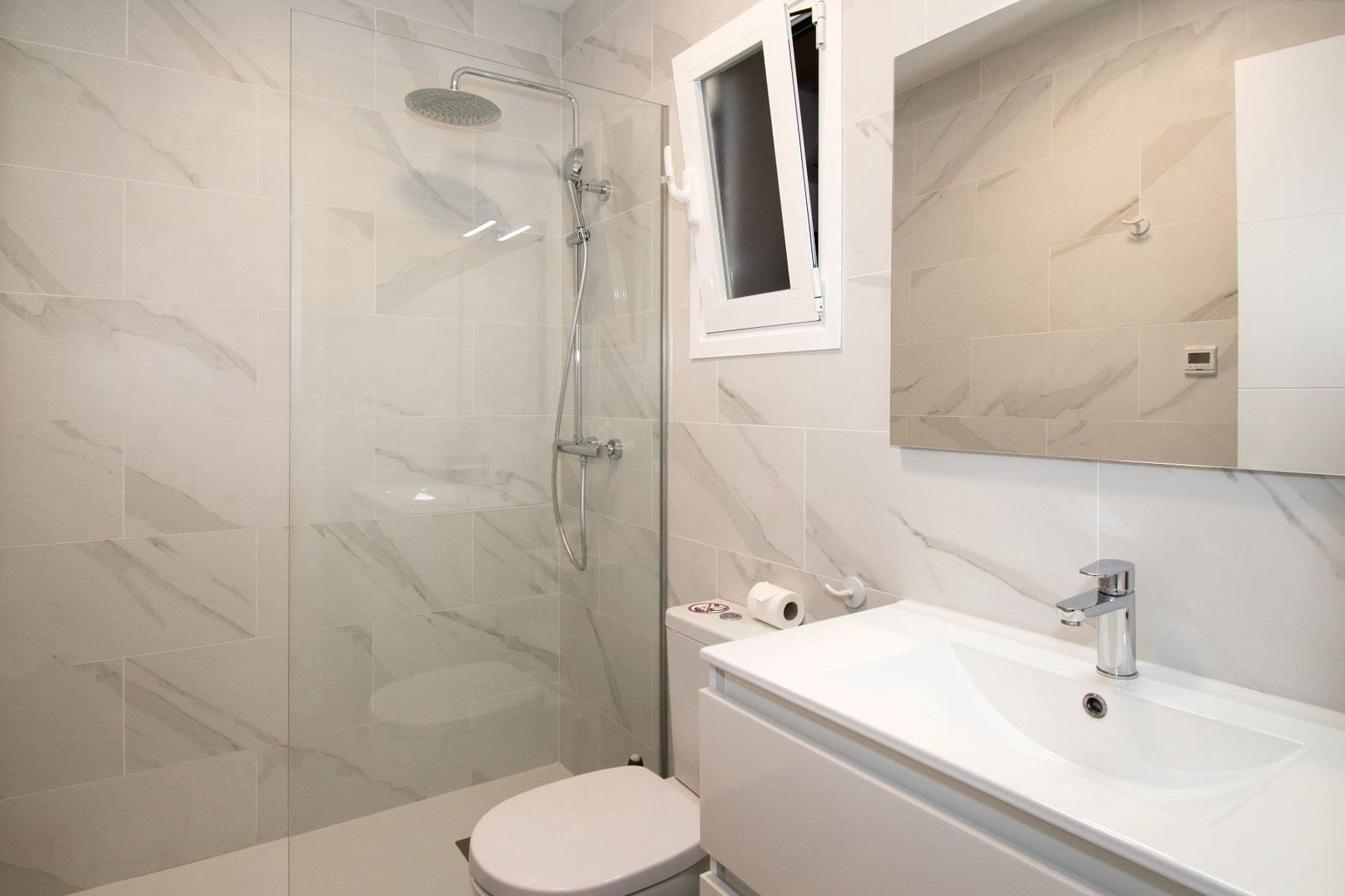 Chalet de 5 habitaciones en Orihuela Costa en venta con piscina - 560.000 € (Ref: 9608438)