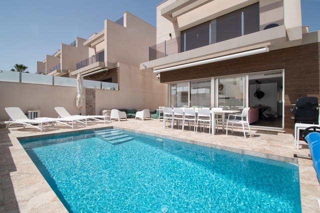 5 makuuhuone Huvila myytävänä paikassa Orihuela Costa, Orihuela mukana uima-altaan - 560 000 € (Ref: 9608438)