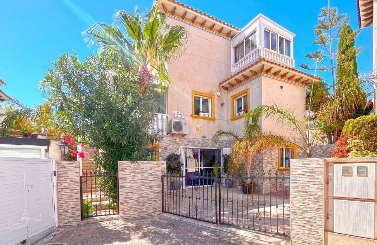 4 Zimmer Villa zu verkaufen in La Zenia - 399.000 € (Ref: 9608441)