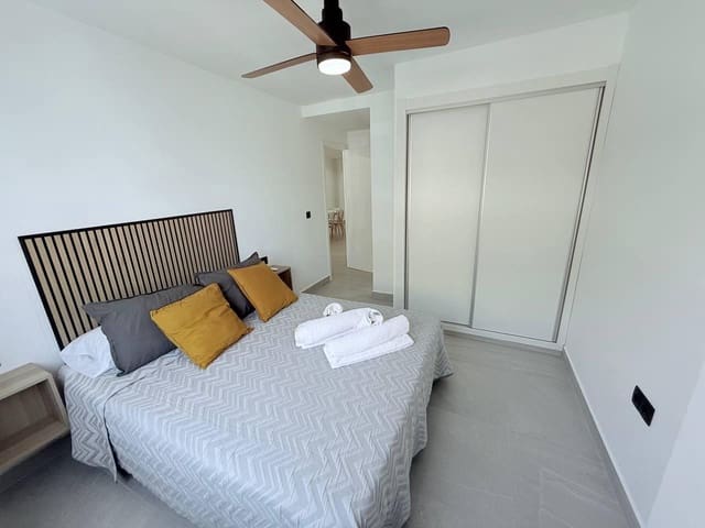 3 soveværelse Lejlighed til salg i Centro, Torrevieja - € 285.000 (Ref: 9608465)