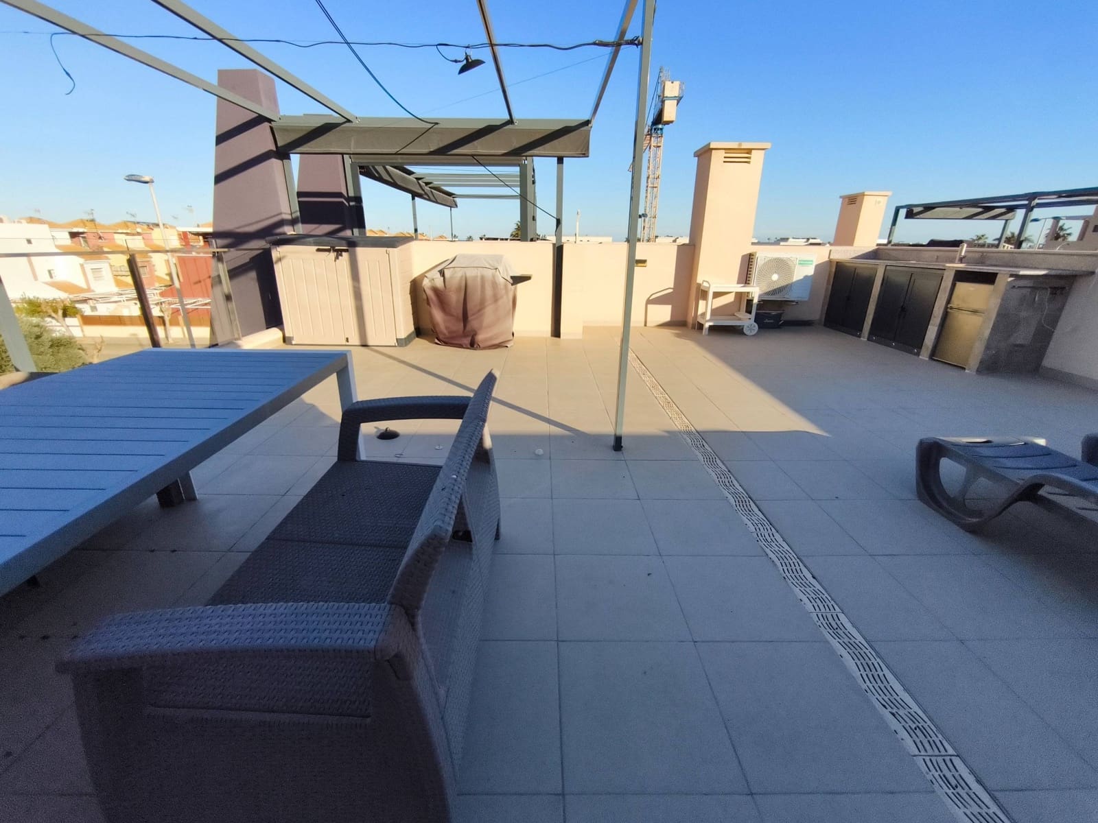 2 bedroom Apartment for sale in Torre de la Horadada with pool - € 330,000 (Ref: 9608473)