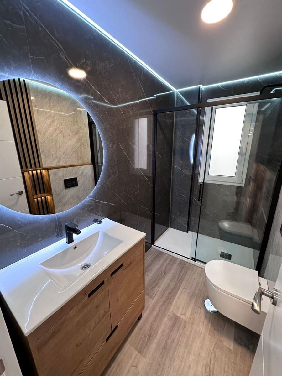 3 soverom Leilighet til salgs i Torrevieja - € 200 000 (Ref: 9608474)