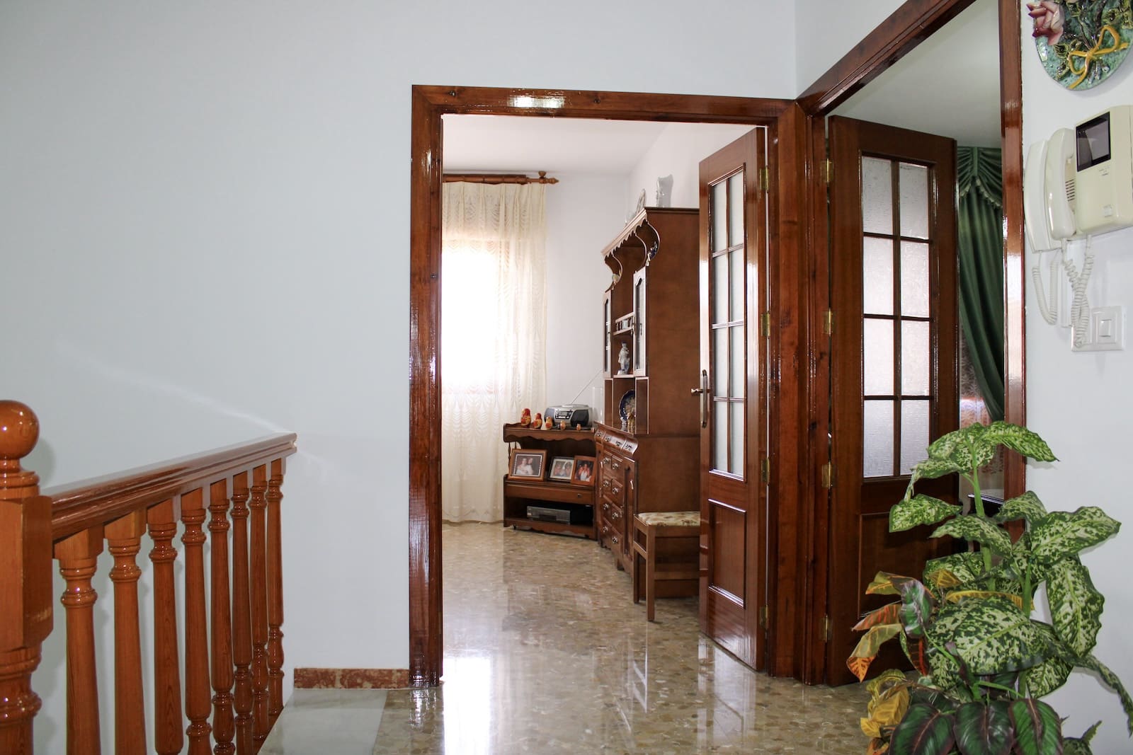 4 bedroom Villa for sale in Fuente Vaqueros with garage - € 370,000 (Ref: 9608476)