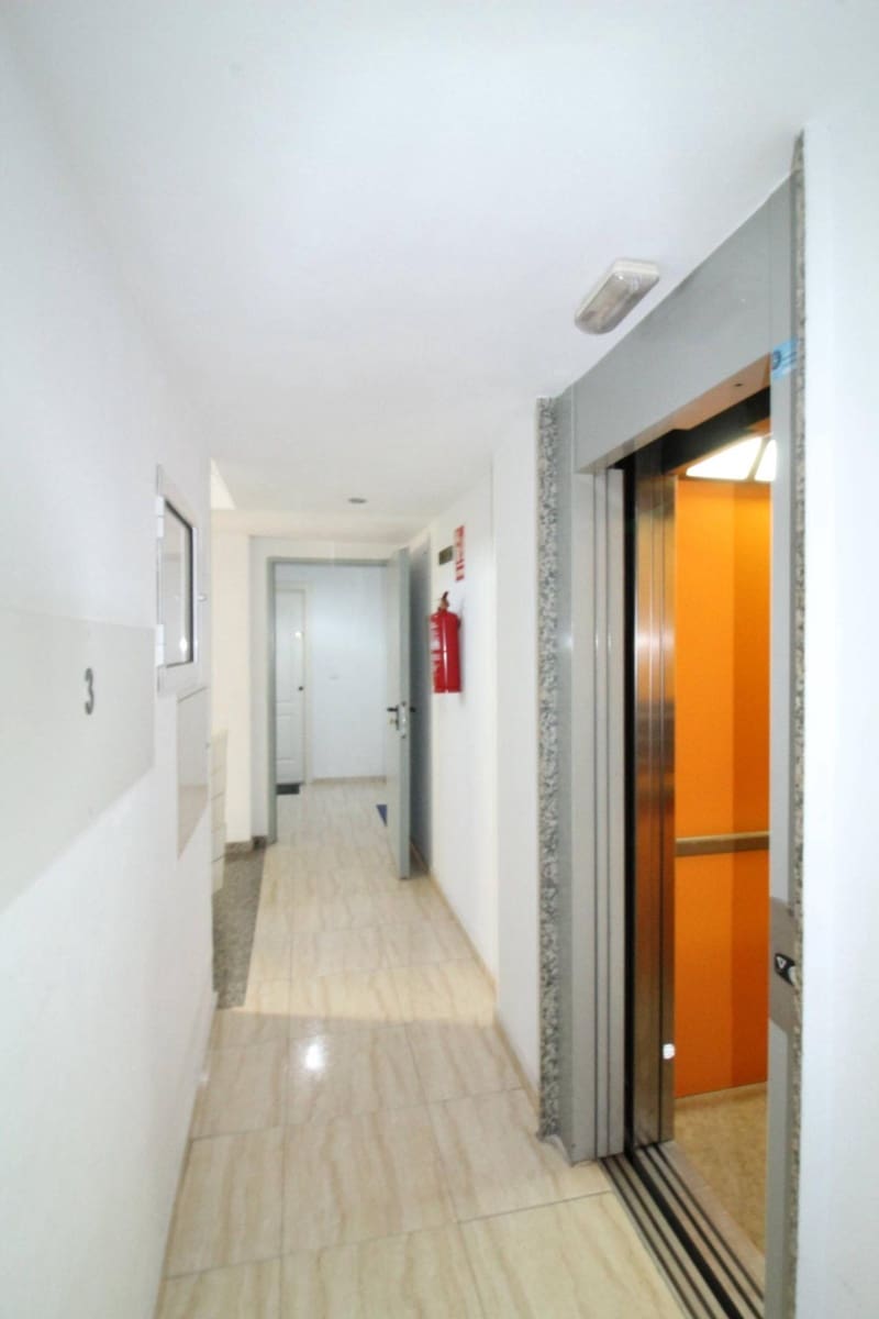 2 Zimmer Apartment zu verkaufen in Torrevieja - 137.000 € (Ref: 9608486)