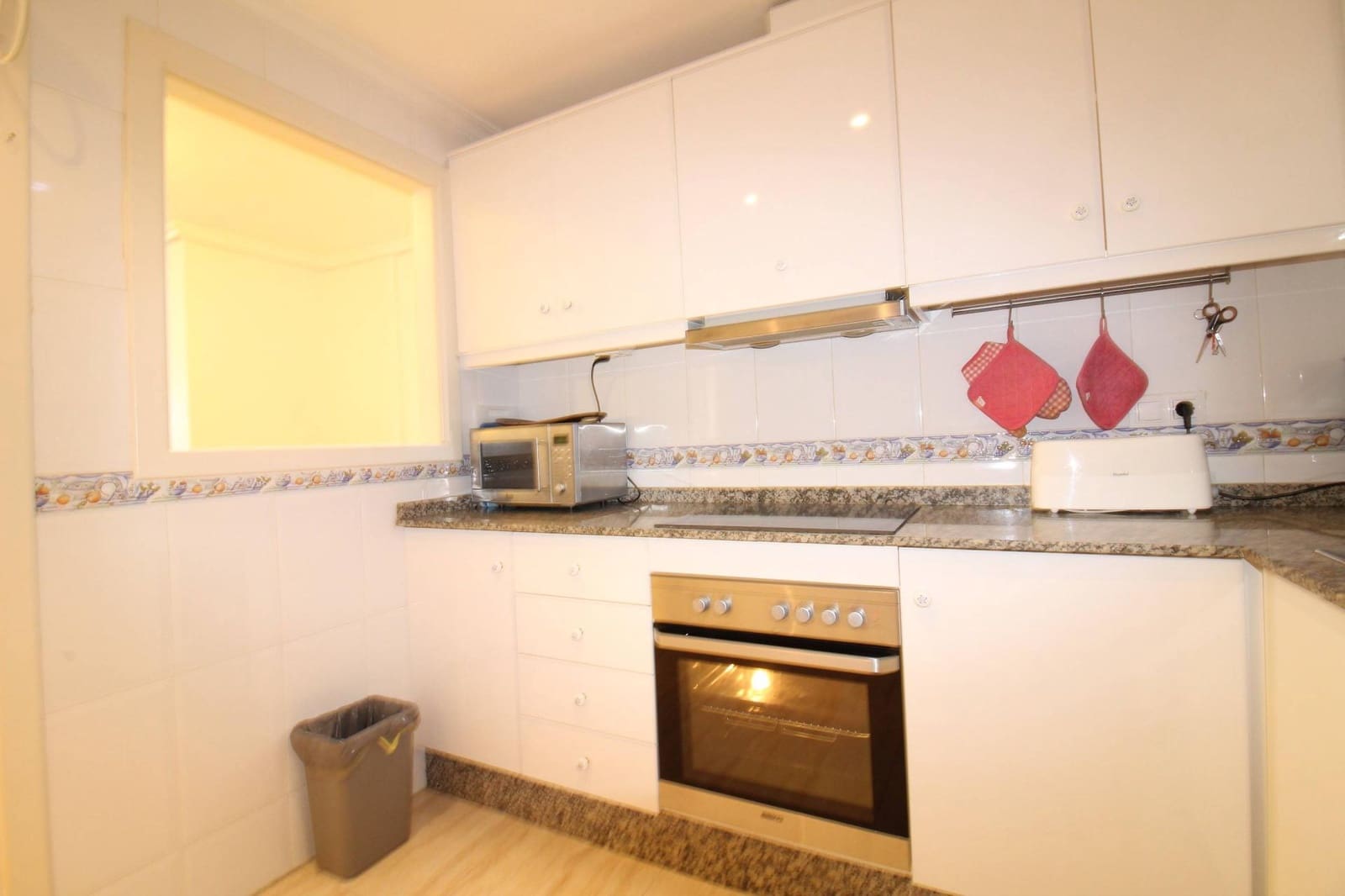 2 Zimmer Apartment zu verkaufen in Torrevieja - 137.000 € (Ref: 9608486)
