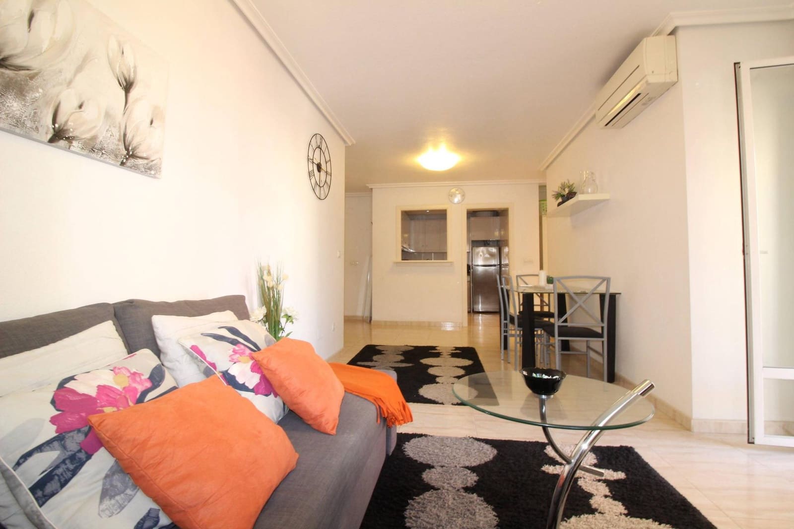 2 Zimmer Apartment zu verkaufen in Torrevieja - 137.000 € (Ref: 9608486)