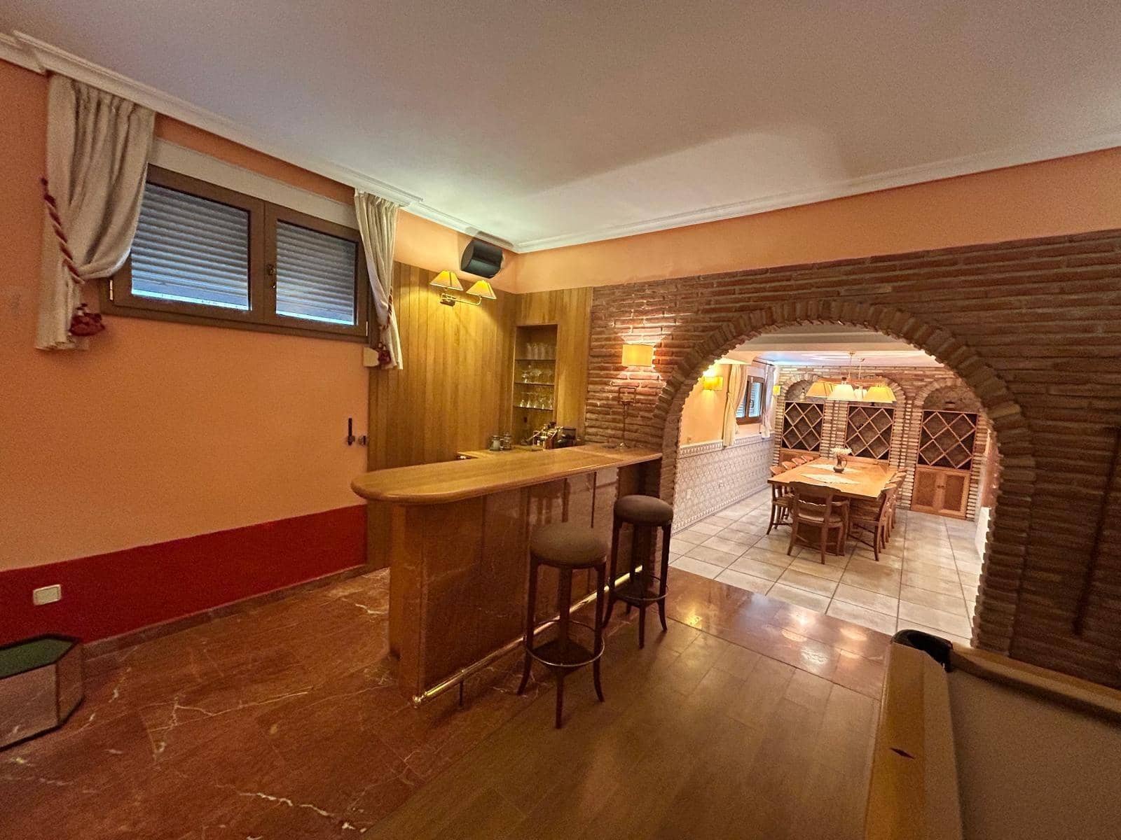 Chalet de 4 habitaciones en Ciudad Quesada en venta con piscina - 839.999 € (Ref: 9608498)