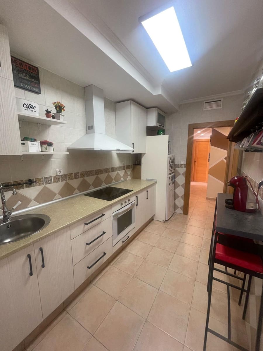 2 bedroom Apartment for sale in Murcia city - € 100,000 (Ref: 9608514)