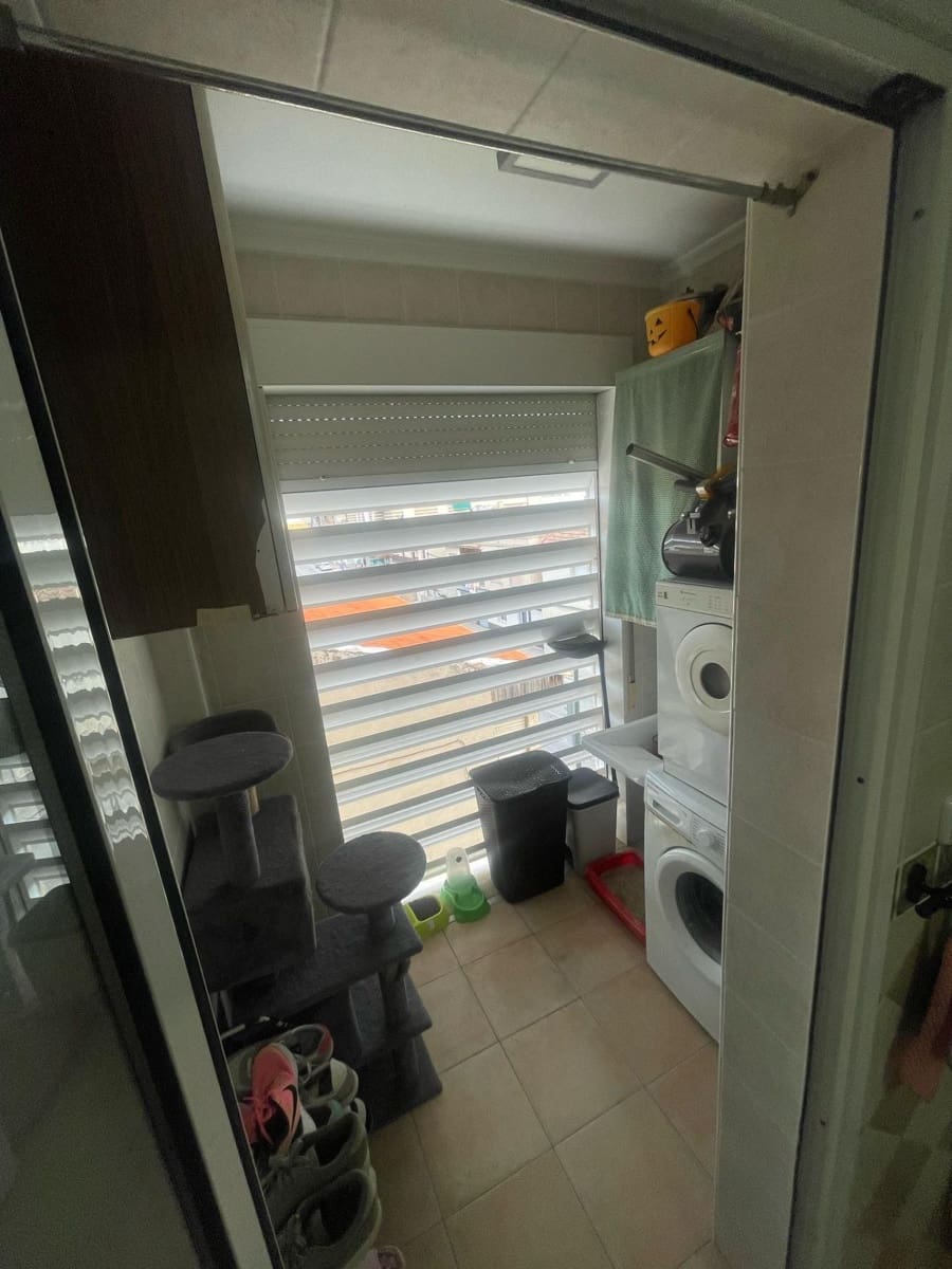 2 bedroom Apartment for sale in Murcia city - € 100,000 (Ref: 9608514)