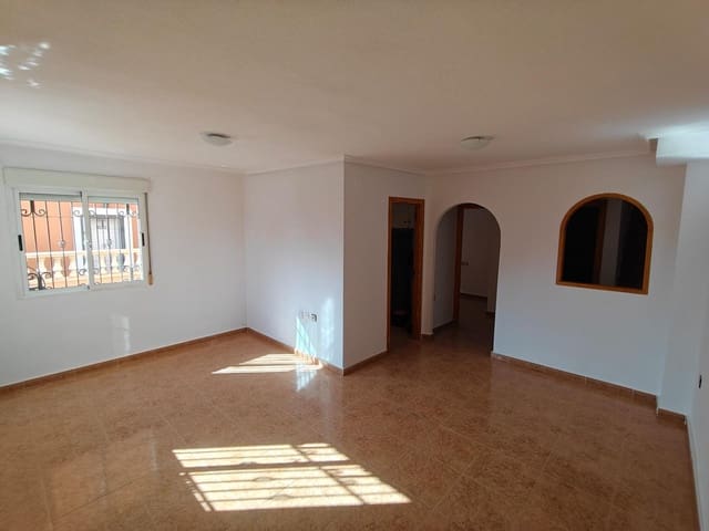 3 bedroom Apartment for sale in Los Montesinos with pool - € 185,000 (Ref: 9608521)