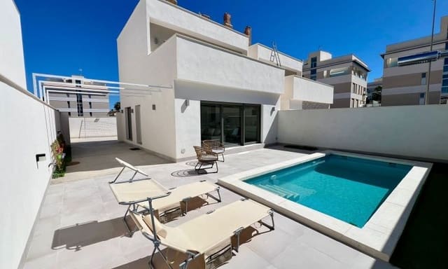 Chalet de 3 habitaciones en Los Dolses, Orihuela en venta con garaje - 439.900 € (Ref: 9608531)