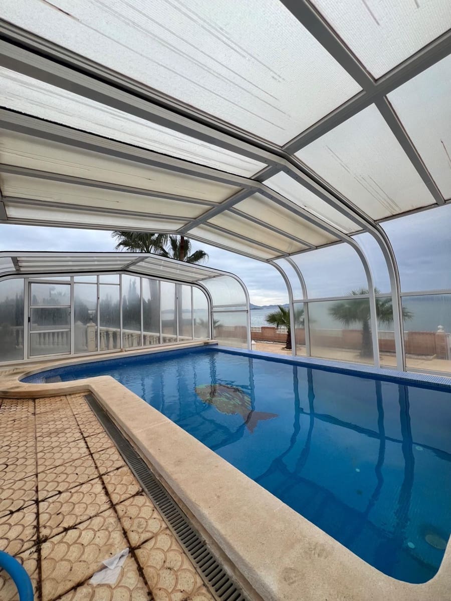 4 Zimmer Villa zu verkaufen in La Manga del Mar Menor mit Pool - 700.000 € (Ref: 9608533)