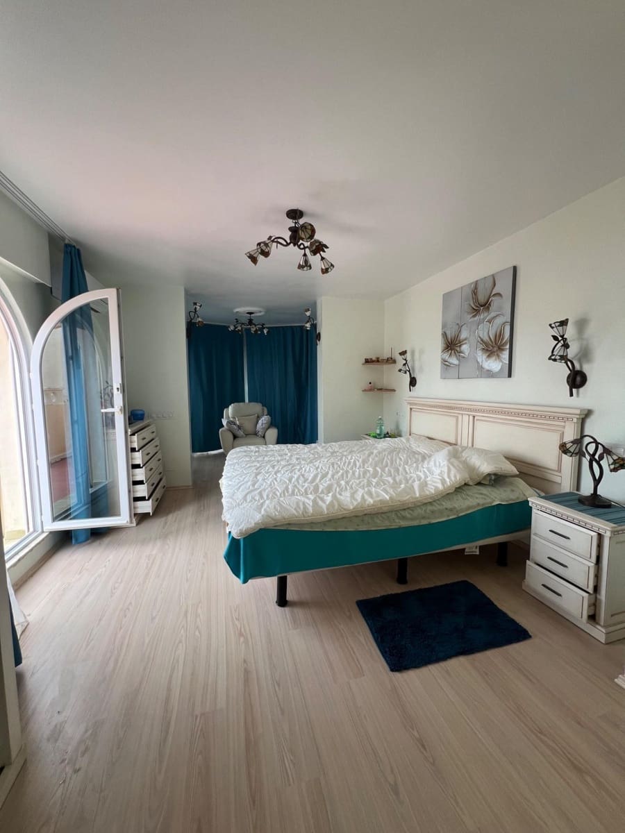 7 sovrum Villa till salu i La Manga del Mar Menor med pool - 800 000 € (Ref: 9608539)