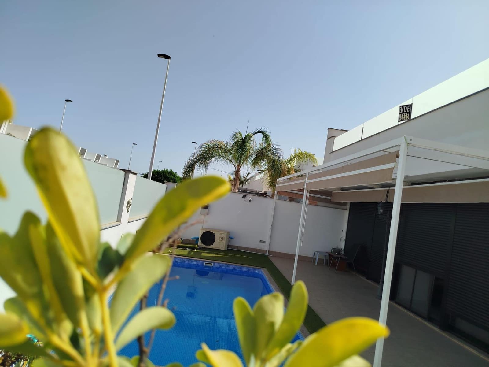 Chalet de 2 habitaciones en Lo Pagan en venta con piscina - 365.000 € (Ref: 9608546)