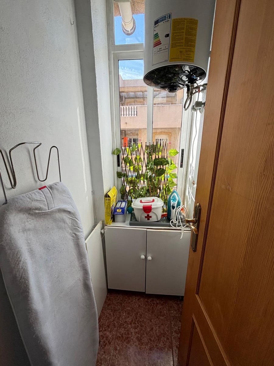 3 slaapkamer Appartement te koop in Torrevieja - € 147.000 (Ref: 9608547)
