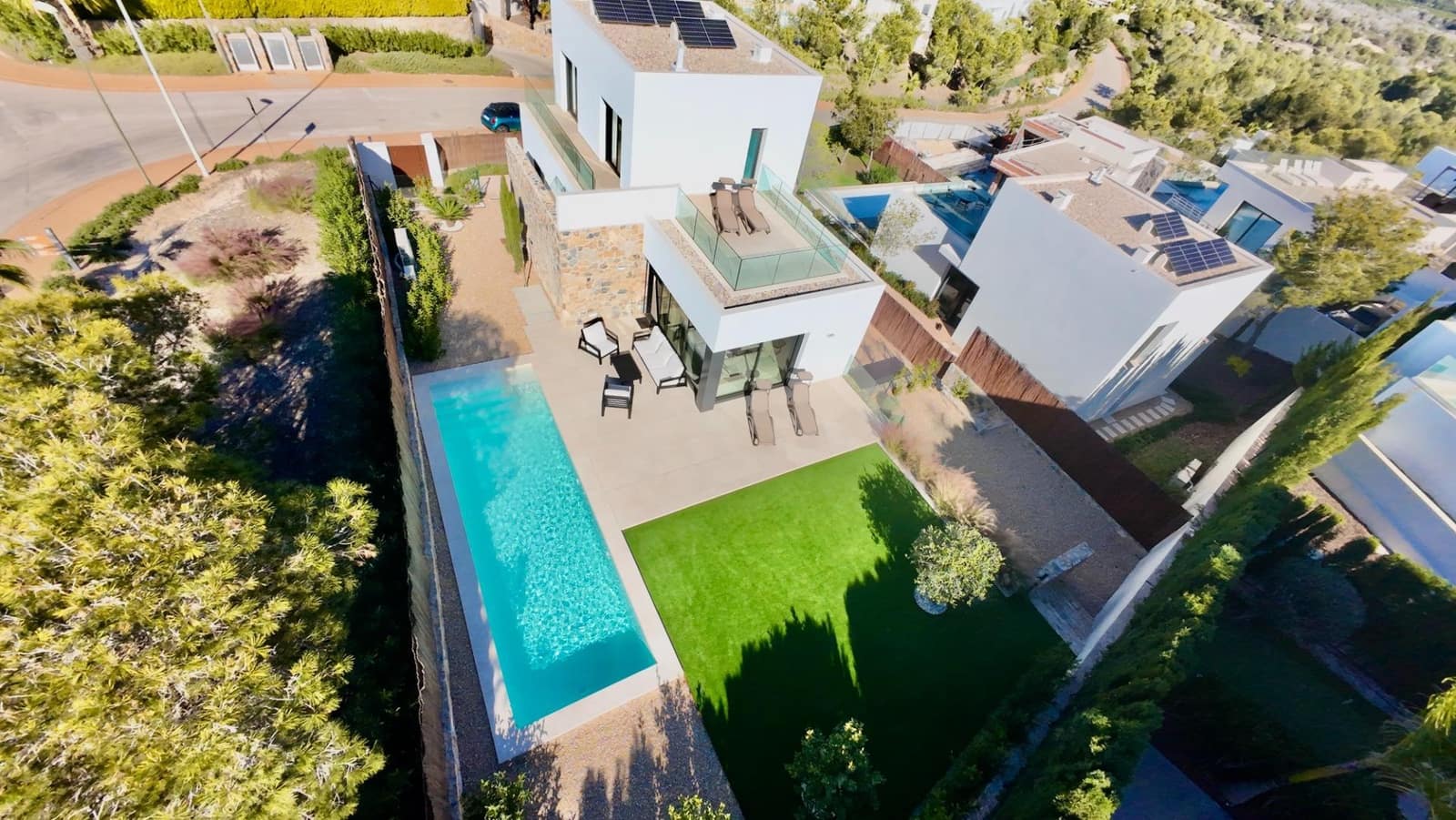 Chalet de 3 habitaciones en Las Colinas Golf en venta - 1.030.000 € (Ref: 9608549)