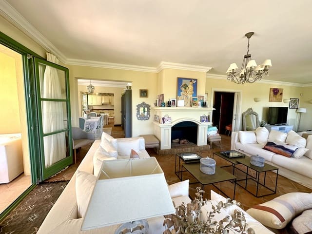 6 chambre Villa/Maison à vendre à Sotogrande Costa, San Roque avec garage - 1 250 000 € (Ref: 9608556)