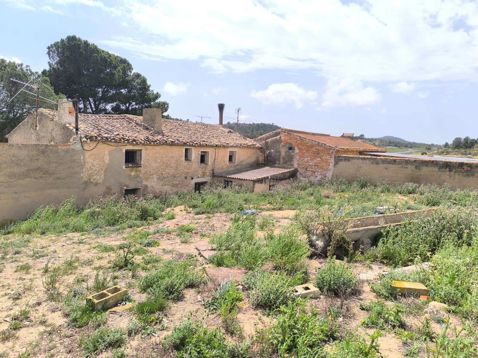 6 soverom Finca/Herregård til salgs i Yecla - € 79 000 (Ref: 9608558)