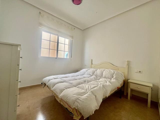 2 slaapkamer Bungalow te koop in San Fulgencio met zwembad - € 130.000 (Ref: 9608575)