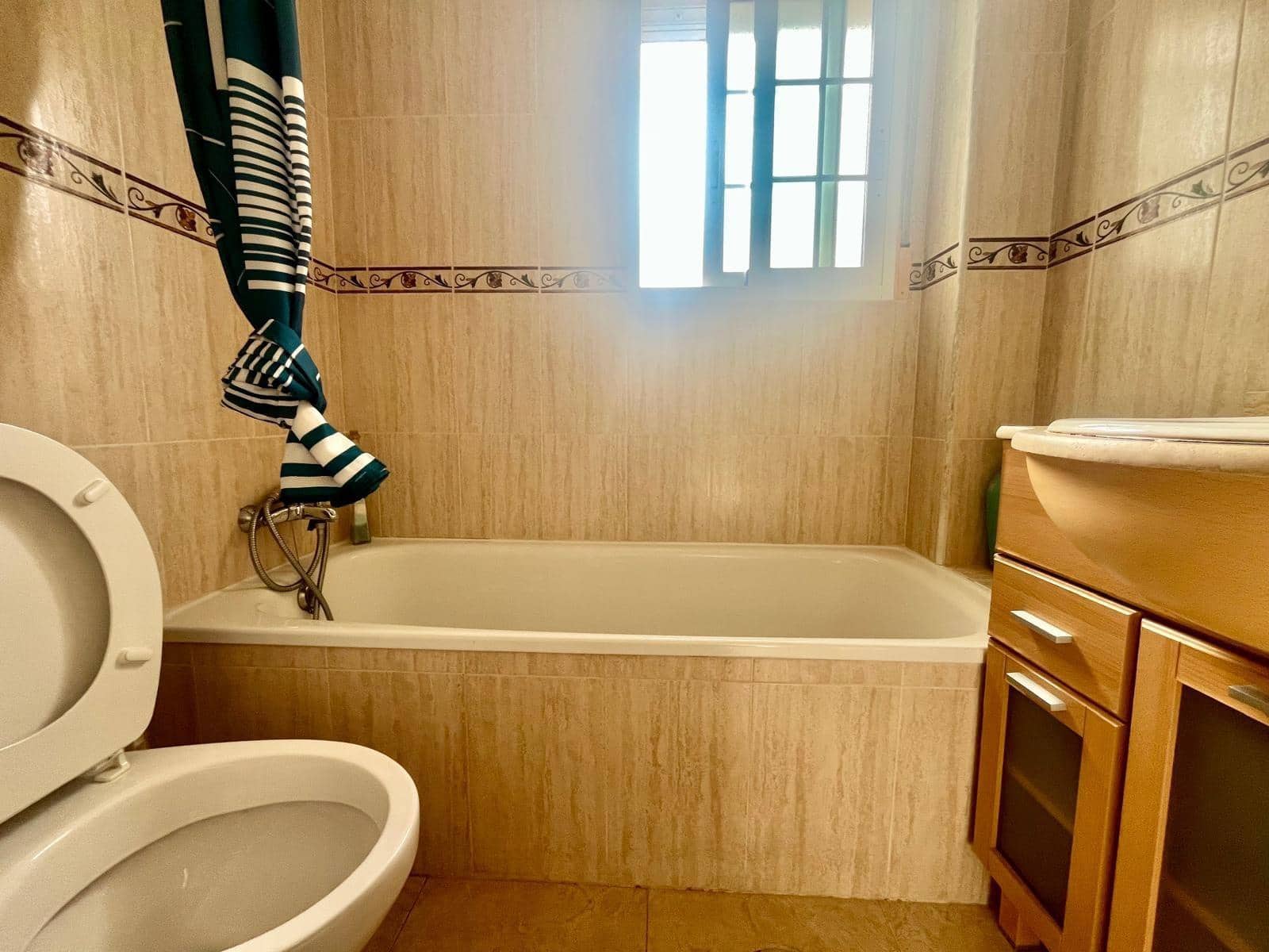 2 slaapkamer Bungalow te koop in San Fulgencio met zwembad - € 130.000 (Ref: 9608575)