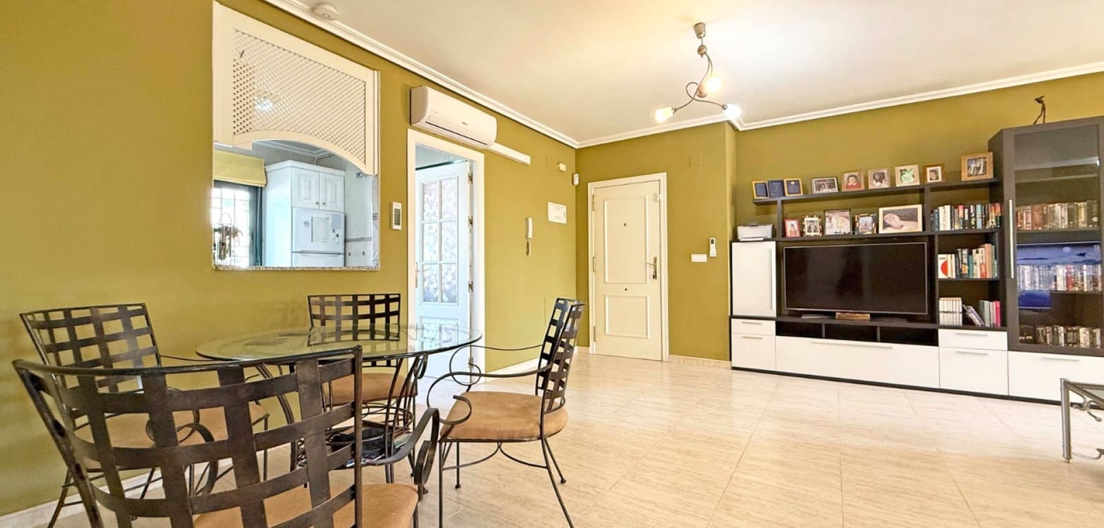 2 Zimmer Apartment zu verkaufen in Orihuela Costa - 215.000 € (Ref: 9608589)