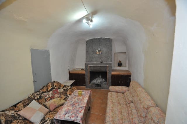 4 sovrum Finca/Hus på landet till salu i Pinoso med garage - 99 995 € (Ref: 9608592)