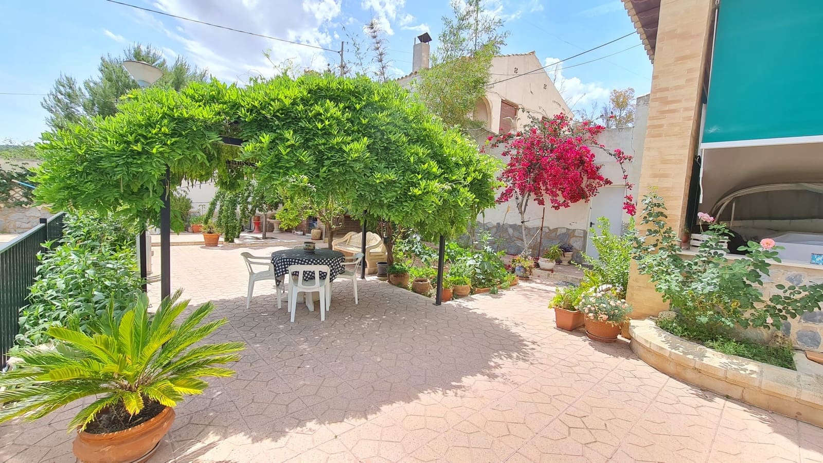 8 sypialnia Willa na sprzedaż w Monovar / Monover z basenem - 399 995 € (Ref: 9608612)