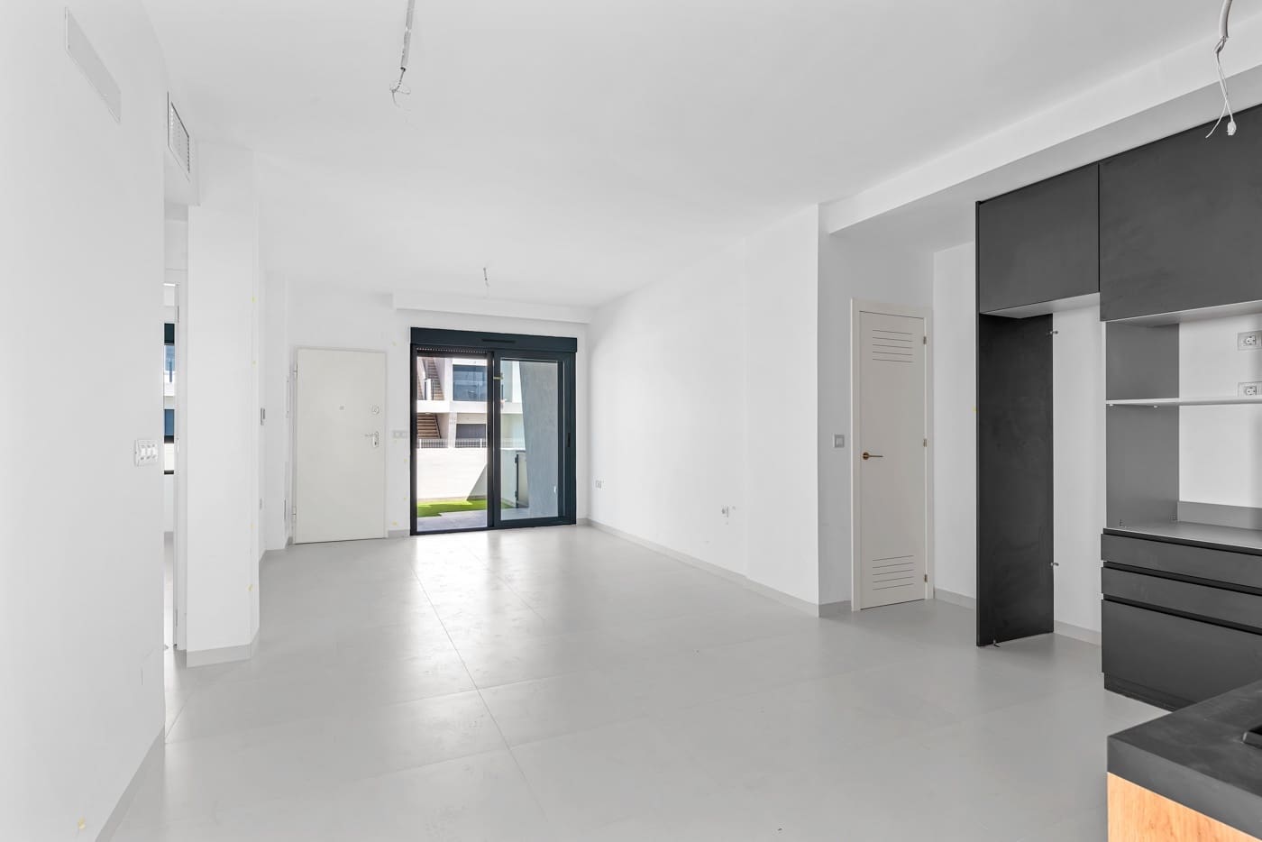 2 slaapkamer Appartement te koop in San Miguel de Salinas - € 199.000 (Ref: 9608621)