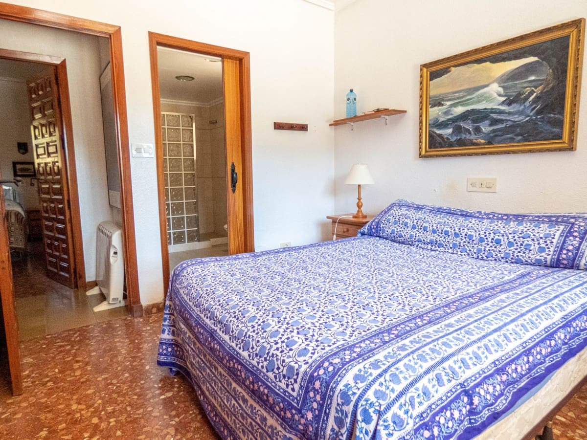 Chalet de 6 habitaciones en Campoamor en venta con piscina - 945.000 € (Ref: 9608624)