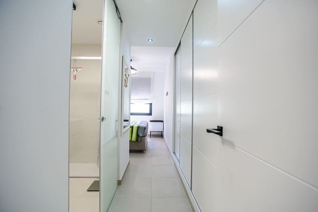 Apartamento de 2 habitaciones en Pilar de la Horadada en venta - 299.950 € (Ref: 9608643)