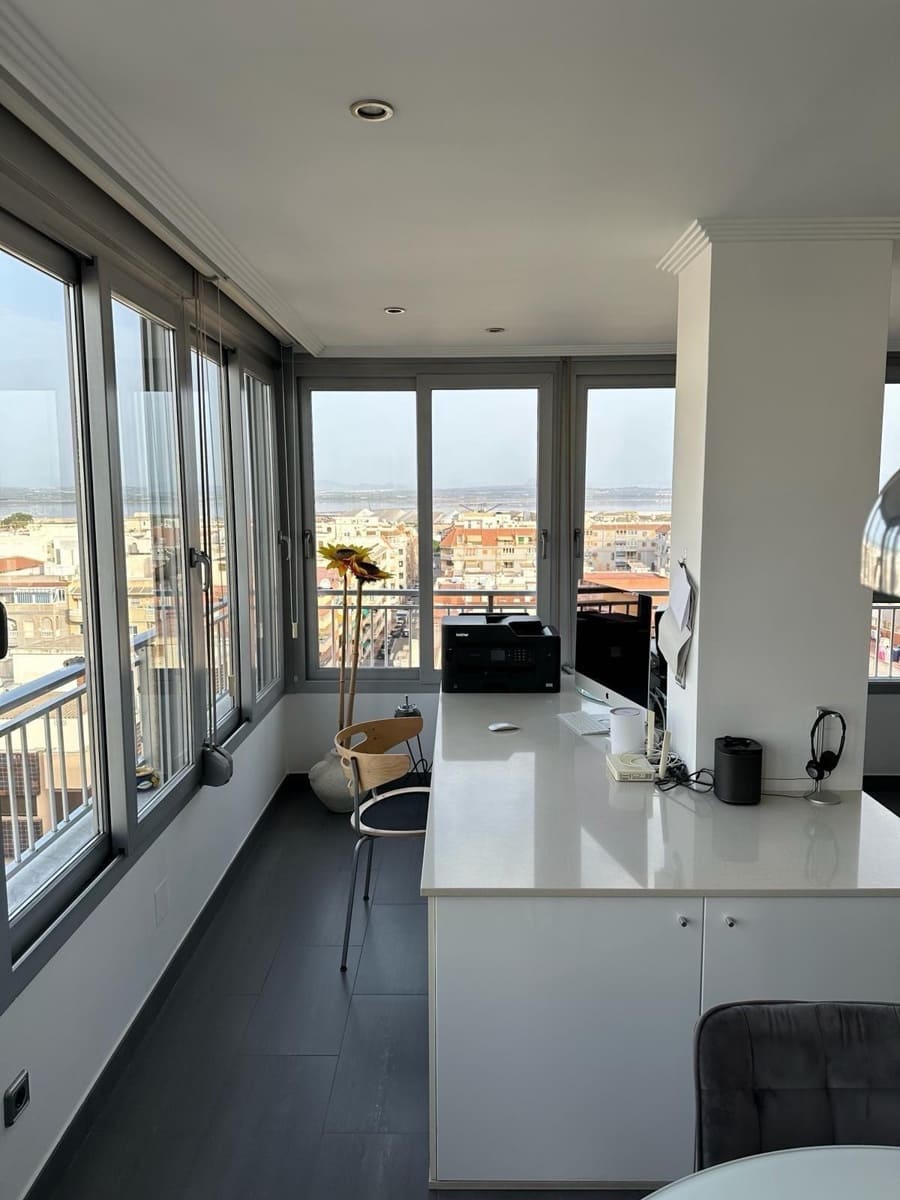 2 bedroom Penthouse for sale in Torrevieja with pool - € 365,000 (Ref: 9608649)