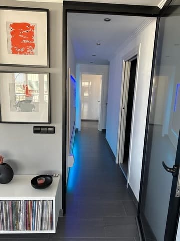 2 makuuhuone Kattohuoneisto myytävänä paikassa Playa del Acequión, Torrevieja mukana uima-altaan - 365 000 € (Ref: 9608649)