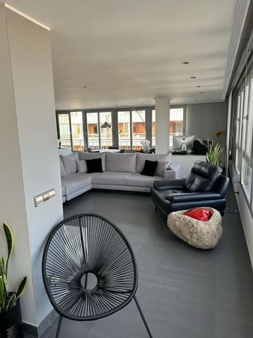 2 makuuhuone Kattohuoneisto myytävänä paikassa Playa del Acequión, Torrevieja mukana uima-altaan - 365 000 € (Ref: 9608649)