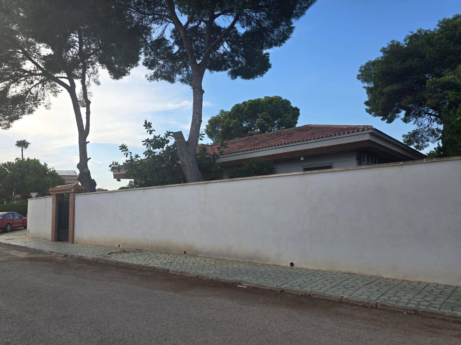 Chalet de 7 habitaciones en Orihuela Costa en venta - 807.000 € (Ref: 9608653)