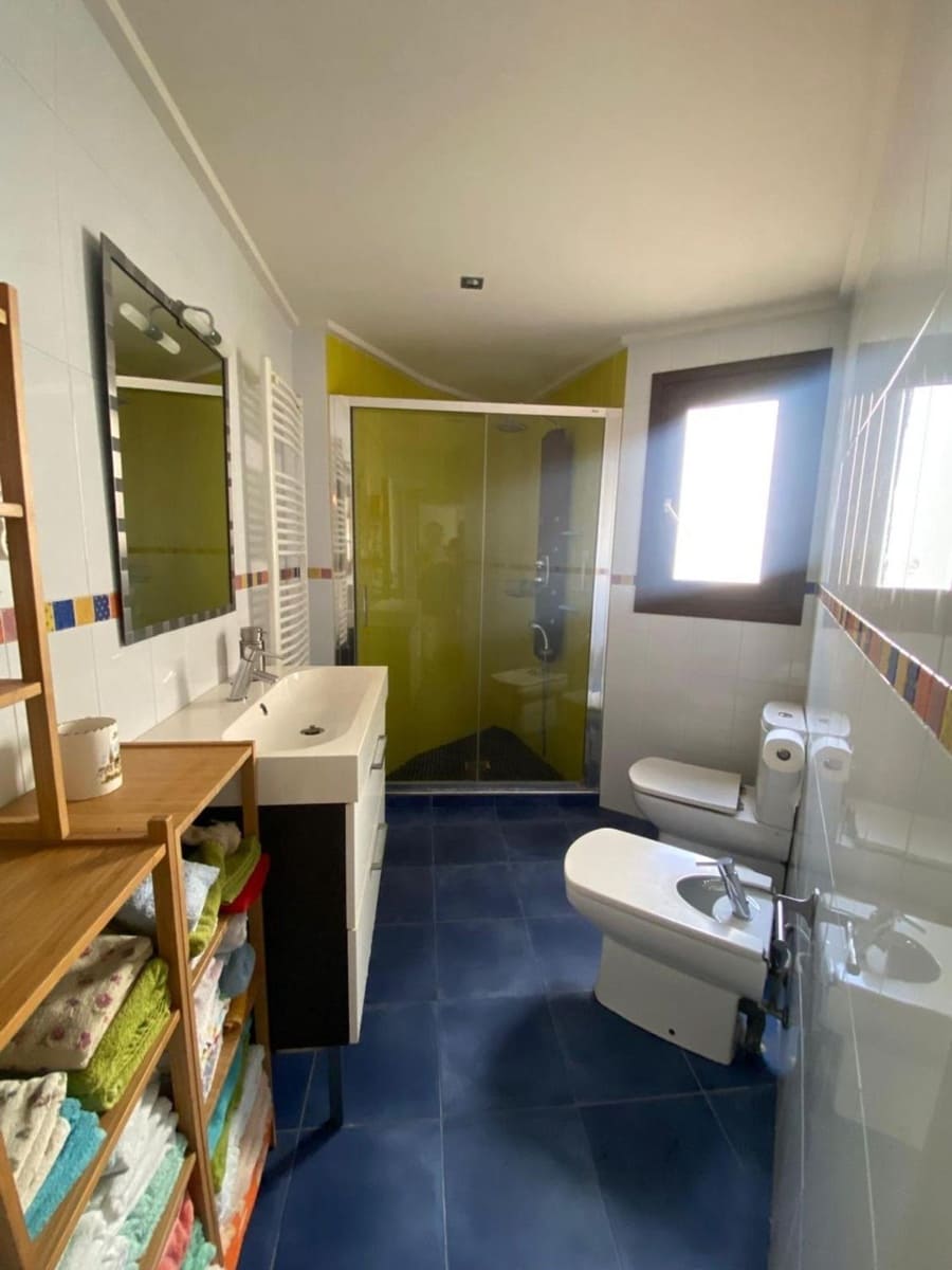 5 bedroom Villa for sale in Torrevieja - € 745,000 (Ref: 9608658)