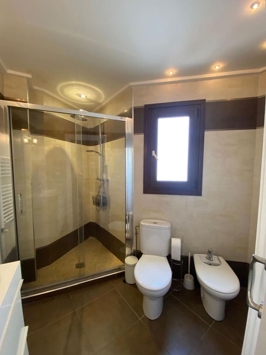 5 quarto Moradia para venda em Torrevieja - 745 000 € (Ref: 9608658)