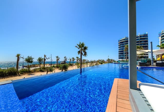 2 soverom Penthouse til salgs i Punta Prima, Torrevieja - € 715 000 (Ref: 9608669)