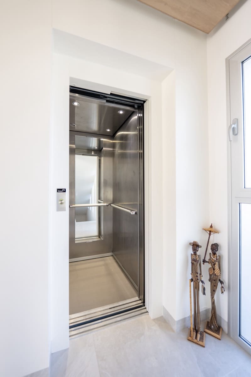 4 bedroom Villa for sale in Campoamor - € 1,890,000 (Ref: 9608679)