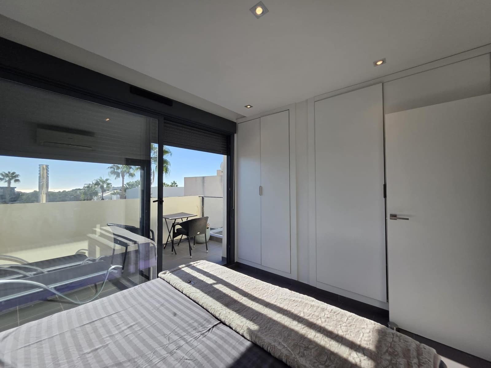 3 soveværelse Villa til salg i La Zenia med swimmingpool - € 329.900 (Ref: 9608681)