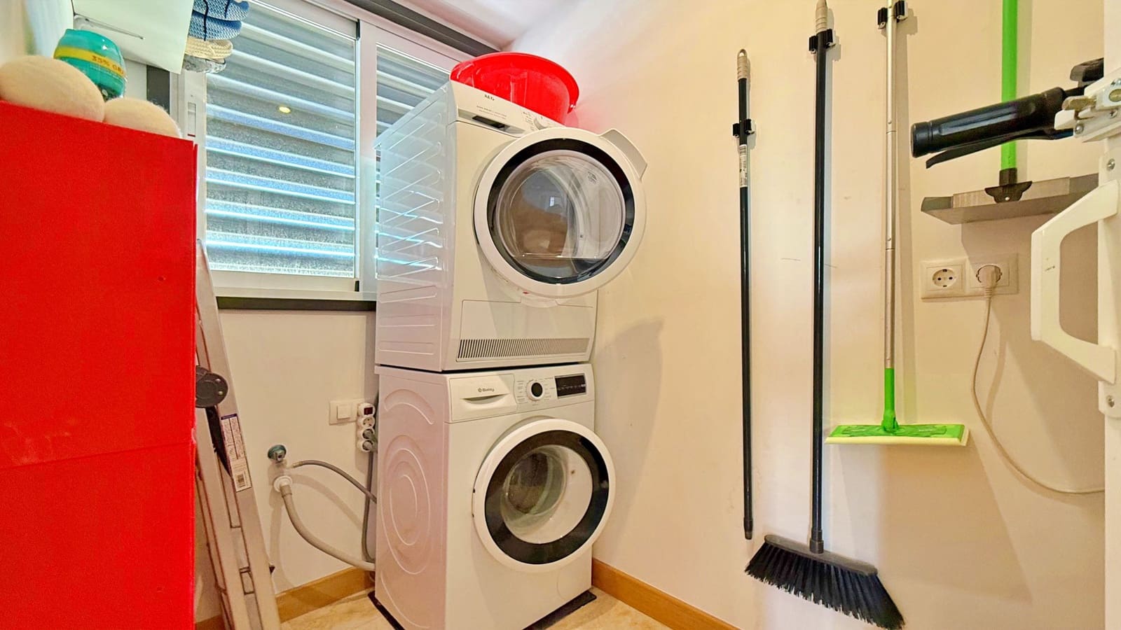 2 bedroom Apartment for sale in Orihuela Costa - € 299,000 (Ref: 9608703)