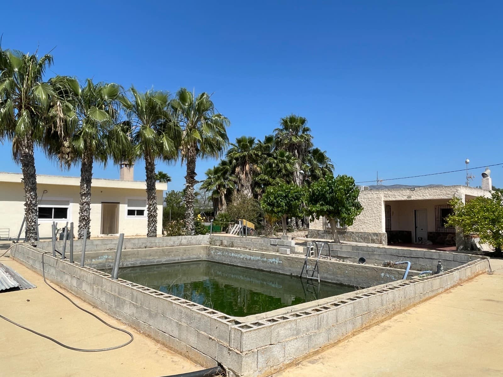 4 slaapkamer Villa te koop in Crevillente / Crevillent - € 265.000 (Ref: 9608717)