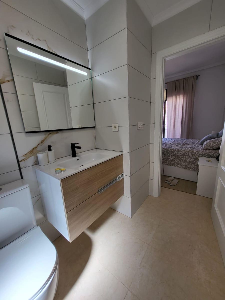 3 slaapkamer Villa te koop in San Miguel de Salinas met zwembad - € 229.900 (Ref: 9608747)